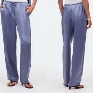 NWT Madewell Pintucked Slim Pull on Pants in Satin. Size L